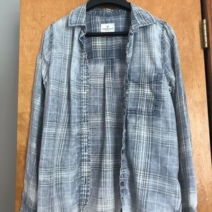 AEO blue boyfriend fit flannel